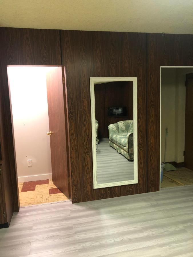Cozy Guest Home Close To Downtown Vancouver Sights & Subway Station Kültér fotó