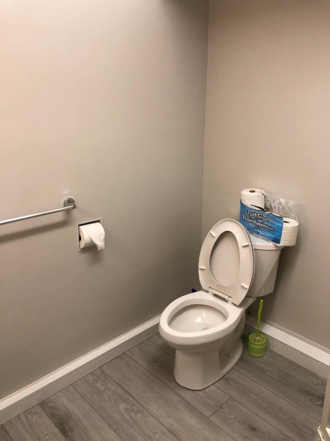 Cozy Guest Home Close To Downtown Vancouver Sights & Subway Station Kültér fotó